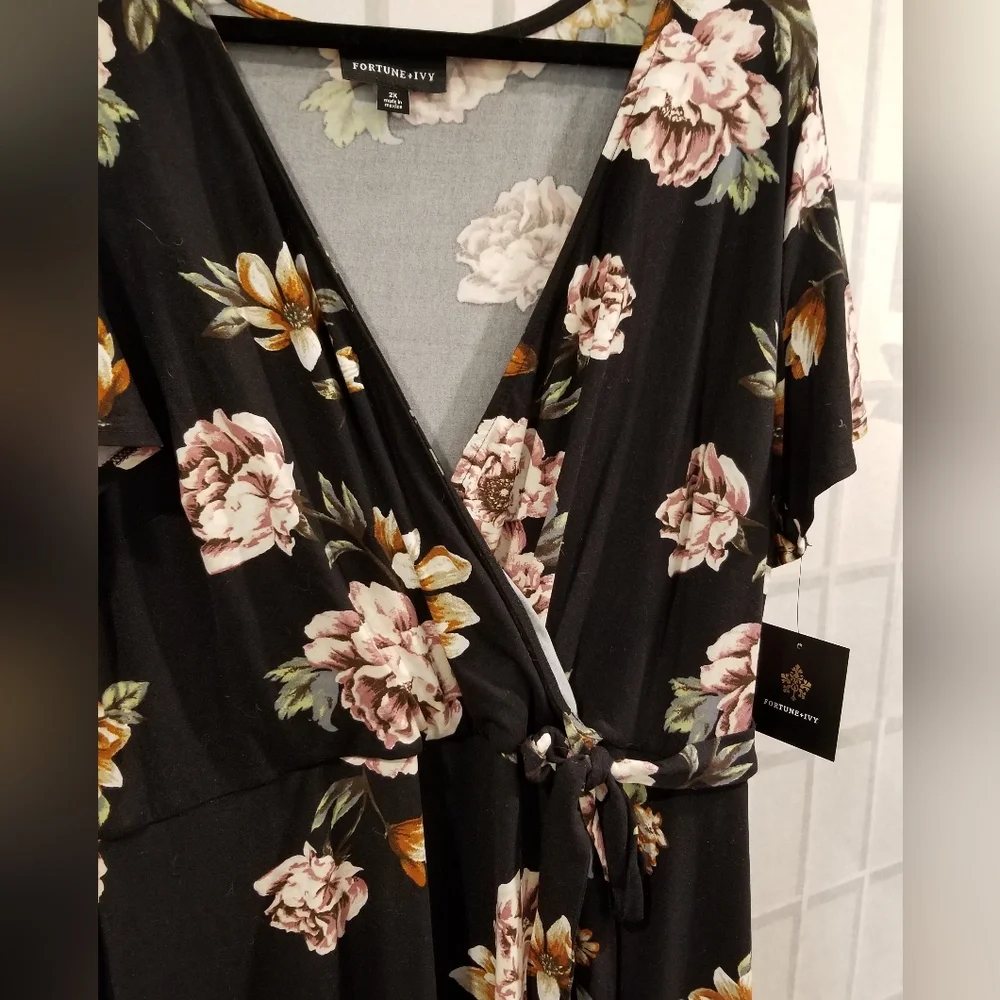 NWT Hi-Lo Short Flutter Sleeve Soft Floral Dress with Tie Belt Size 2X - Picture 2 of 5